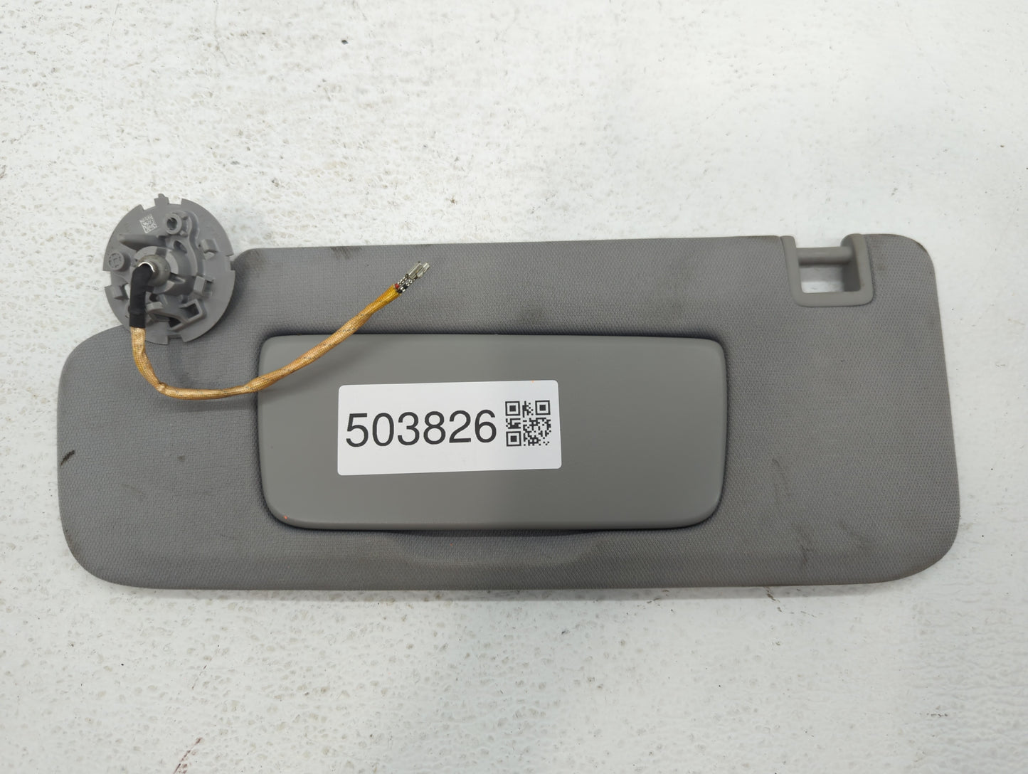 2018-2019 Chevrolet Equinox Sun Visor Shade Replacement Driver Left Mirror Fits Fits 2018 2019 OEM Used Auto Parts - Oemused