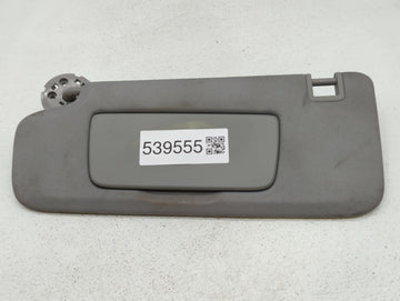 2018-2019 Chevrolet Equinox Sun Visor Shade Replacement Passenger Right Mirror Fits Fits 2018 2019 OEM Used Auto Parts