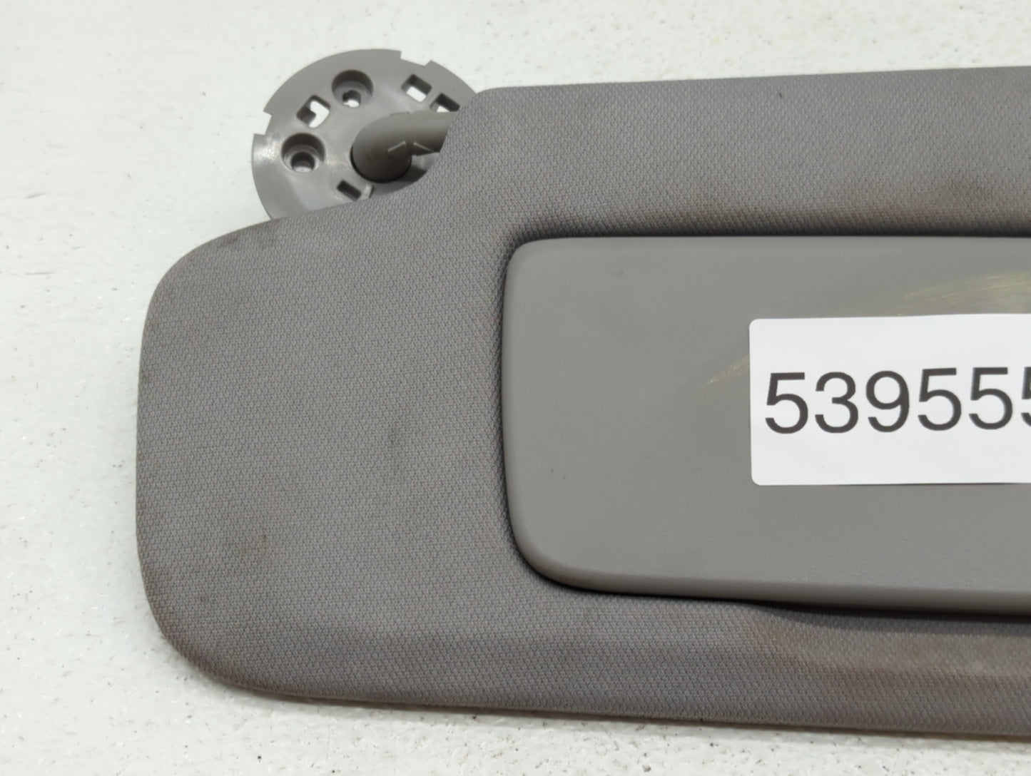 2018-2019 Chevrolet Equinox Sun Visor Shade Replacement Passenger Right Mirror Fits Fits 2018 2019 OEM Used Auto Parts - Oem