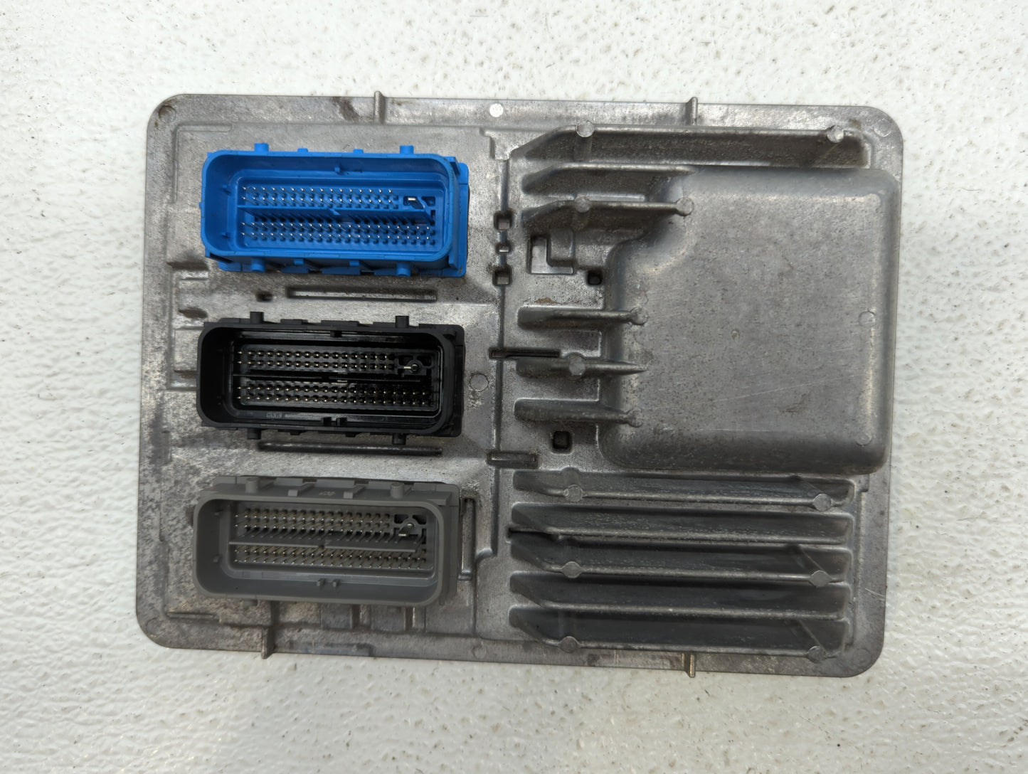 2018-2020 Chevrolet Equinox PCM Engine Control Computer ECU ECM PCU OEM P/N:12695190 Fits Fits 2017 2018 2019 2020 2021 2022
