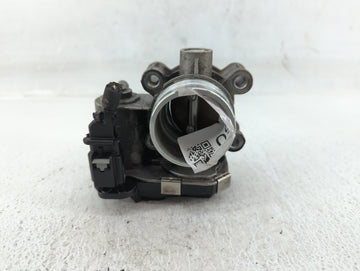 2018-2022 Chevrolet Equinox Throttle Body P/N:12671379AA Fits Fits 2016 2017 2018 2019 2020 2021 2022 OEM Used Auto Parts - 