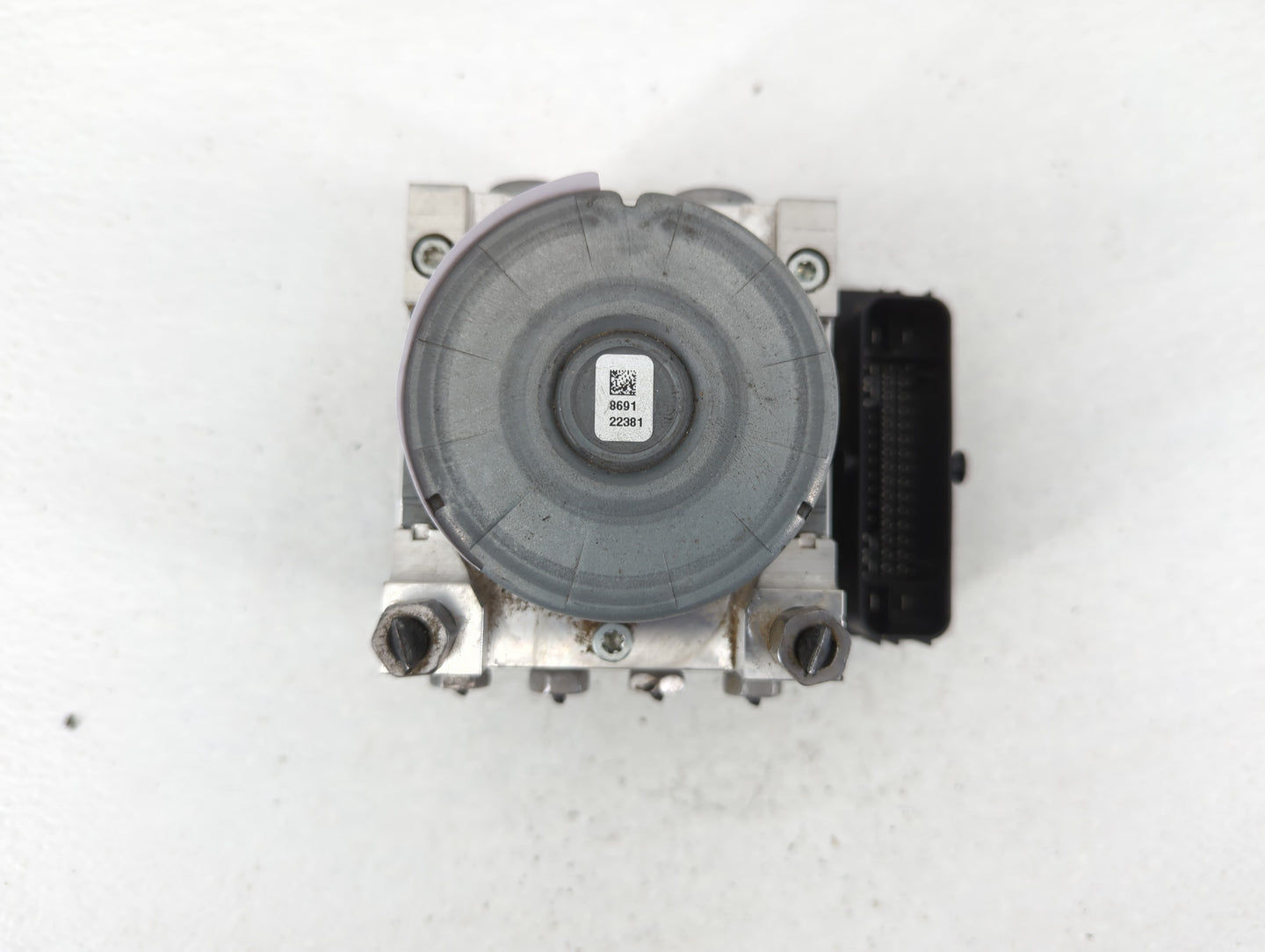 2018-2019 Chevrolet Equinox ABS Pump Control Module Replacement P/N:84560131 Fits Fits 2018 2019 2020 2021 OEM Used Auto Par