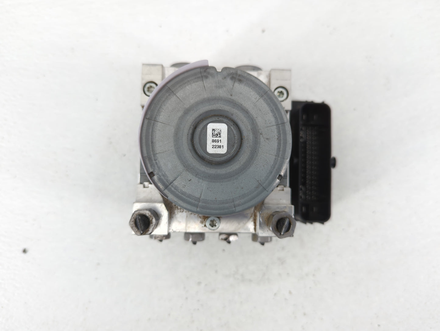2018-2019 Chevrolet Equinox ABS Pump Control Module Replacement P/N:84560131 Fits Fits 2018 2019 2020 2021 OEM Used Auto Par