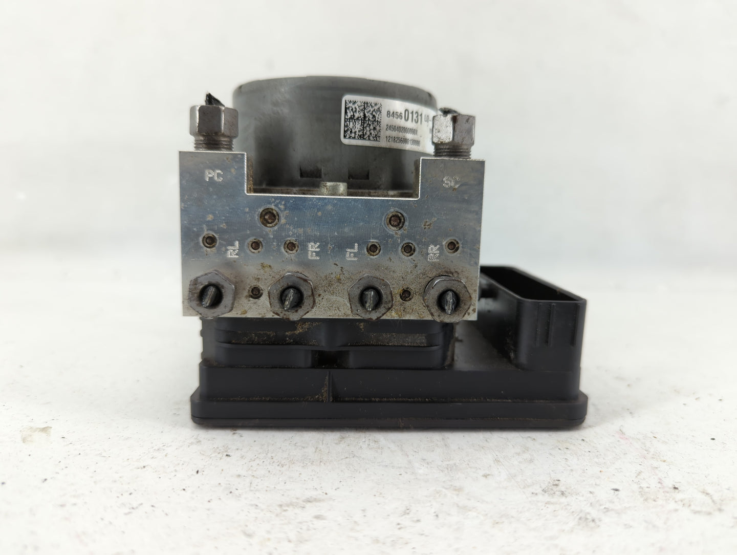 2018-2019 Chevrolet Equinox ABS Pump Control Module Replacement P/N:84560135 84560131 Fits Fits 2018 2019 2020 2021 OEM Used