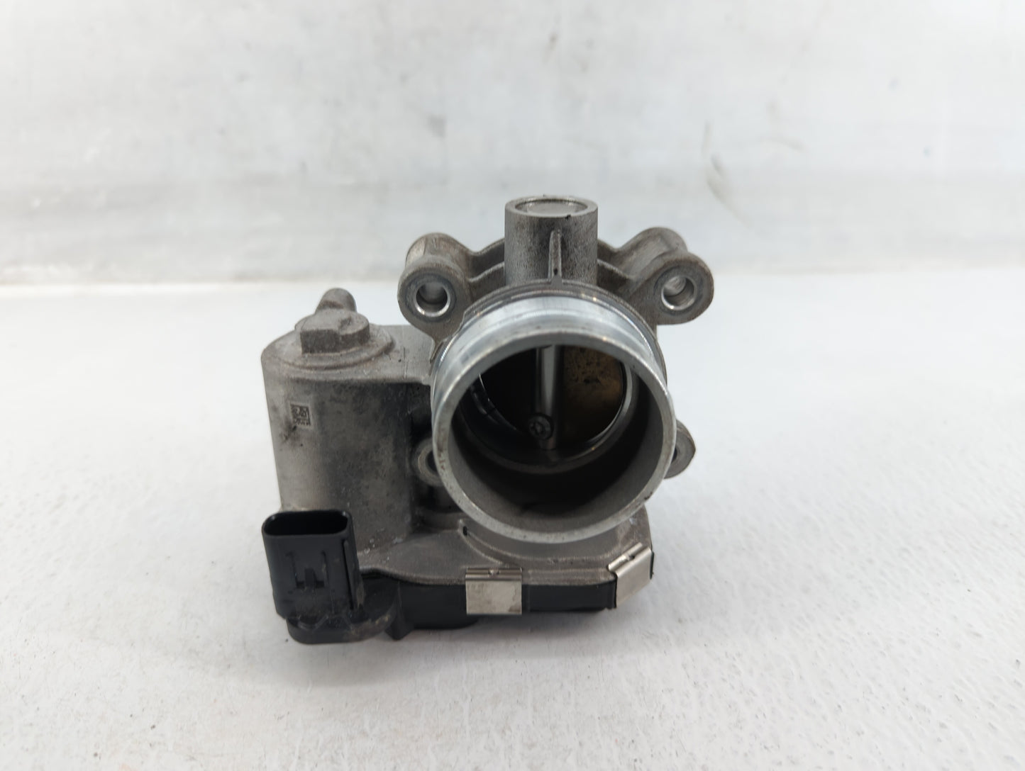 2018-2022 Chevrolet Equinox Throttle Body P/N:12671379AA Fits Fits 2016 2017 2018 2019 2020 2021 2022 OEM Used Auto Parts - 