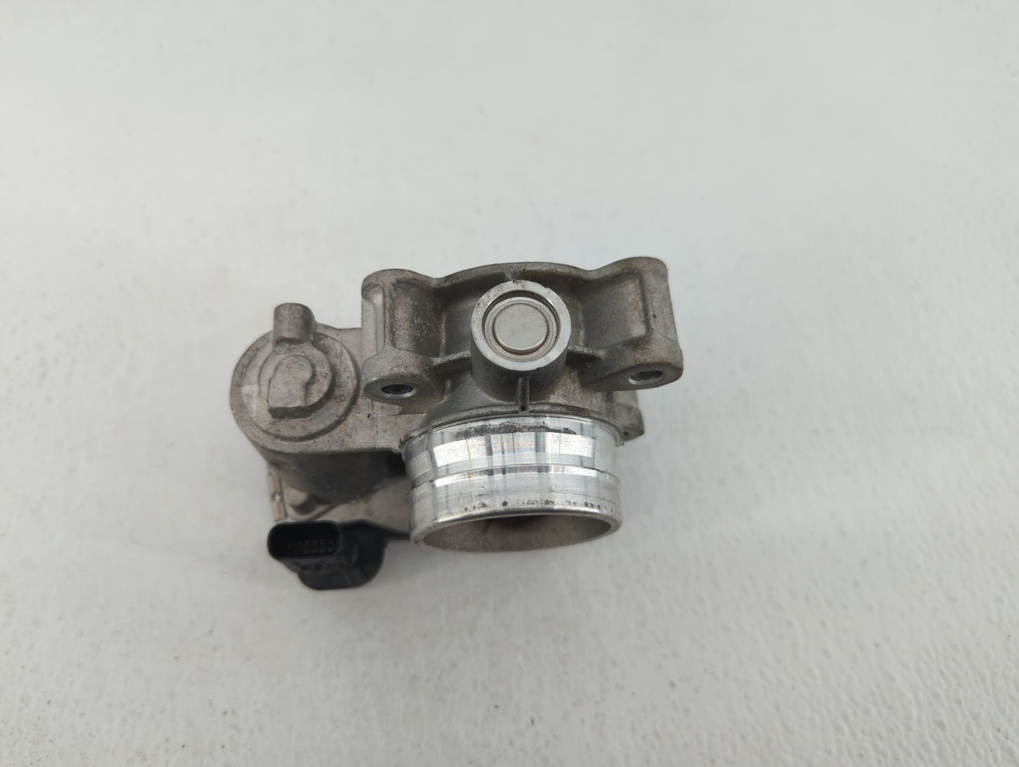 2018-2022 Chevrolet Equinox Throttle Body P/N:12671379AA Fits Fits 2016 2017 2018 2019 2020 2021 2022 OEM Used Auto Parts - 