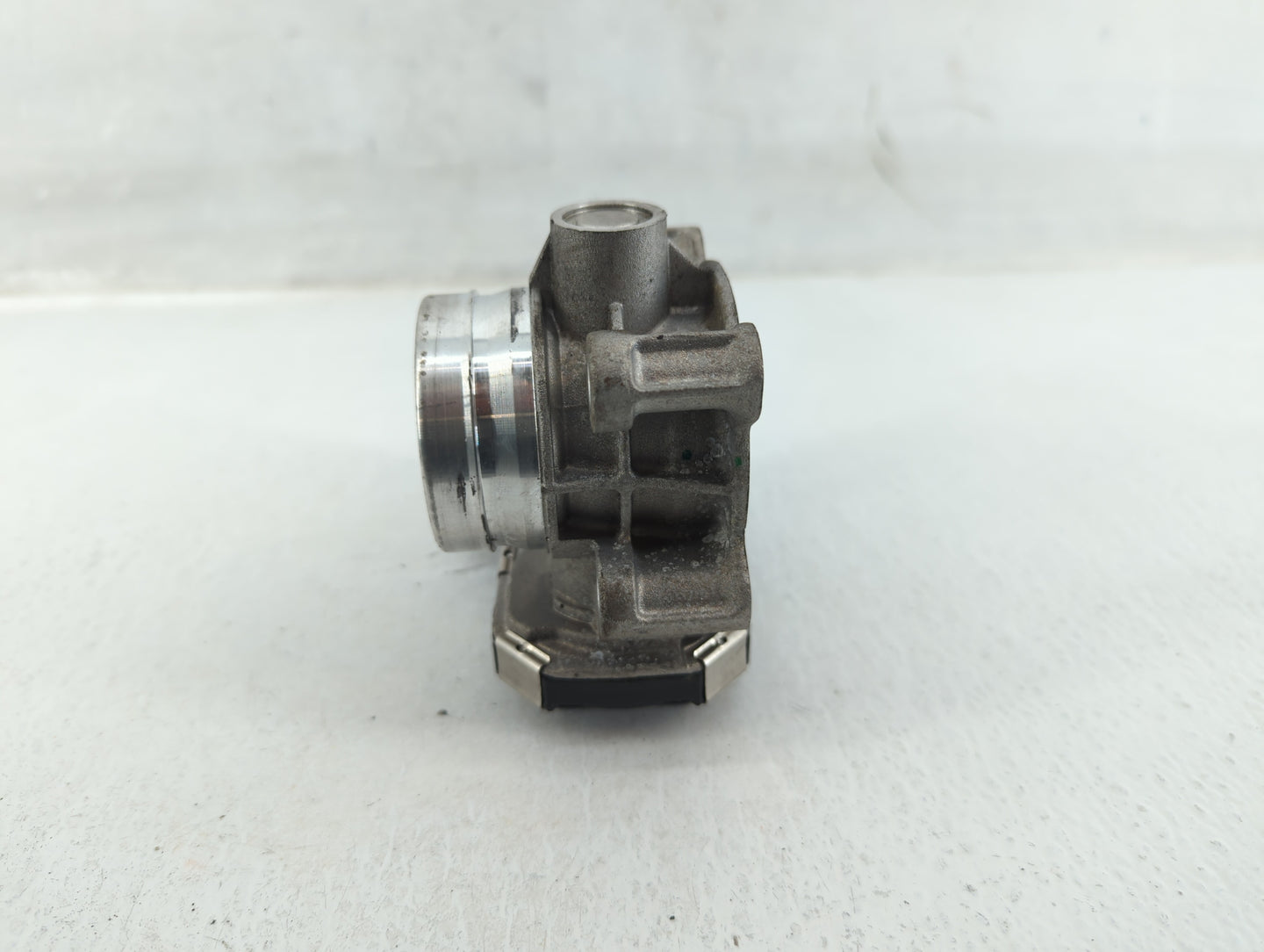 2018-2022 Chevrolet Equinox Throttle Body P/N:12671379AA Fits Fits 2016 2017 2018 2019 2020 2021 2022 OEM Used Auto Parts - 