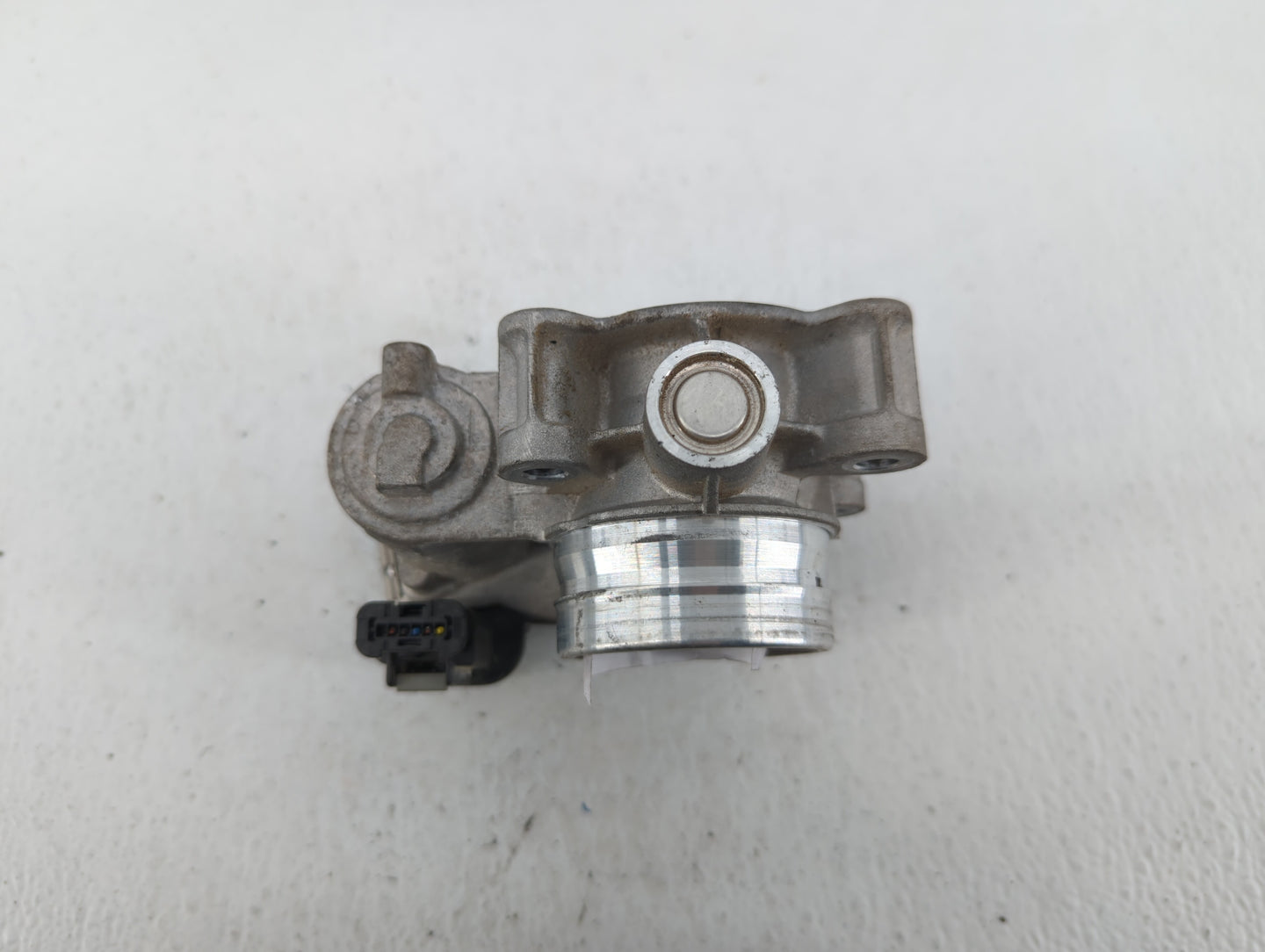 2018-2022 Chevrolet Equinox Throttle Body P/N:12671379AA Fits Fits 2016 2017 2018 2019 2020 2021 2022 OEM Used Auto Parts - 