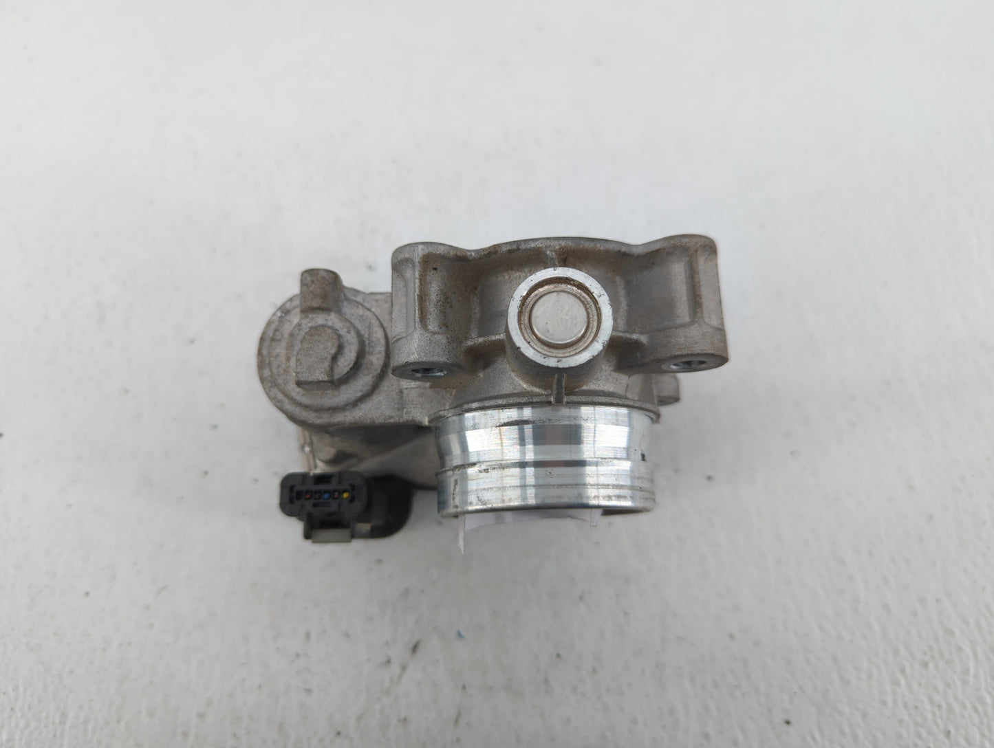 2018-2022 Chevrolet Equinox Throttle Body P/N:12671379AA Fits Fits 2016 2017 2018 2019 2020 2021 2022 OEM Used Auto Parts - 