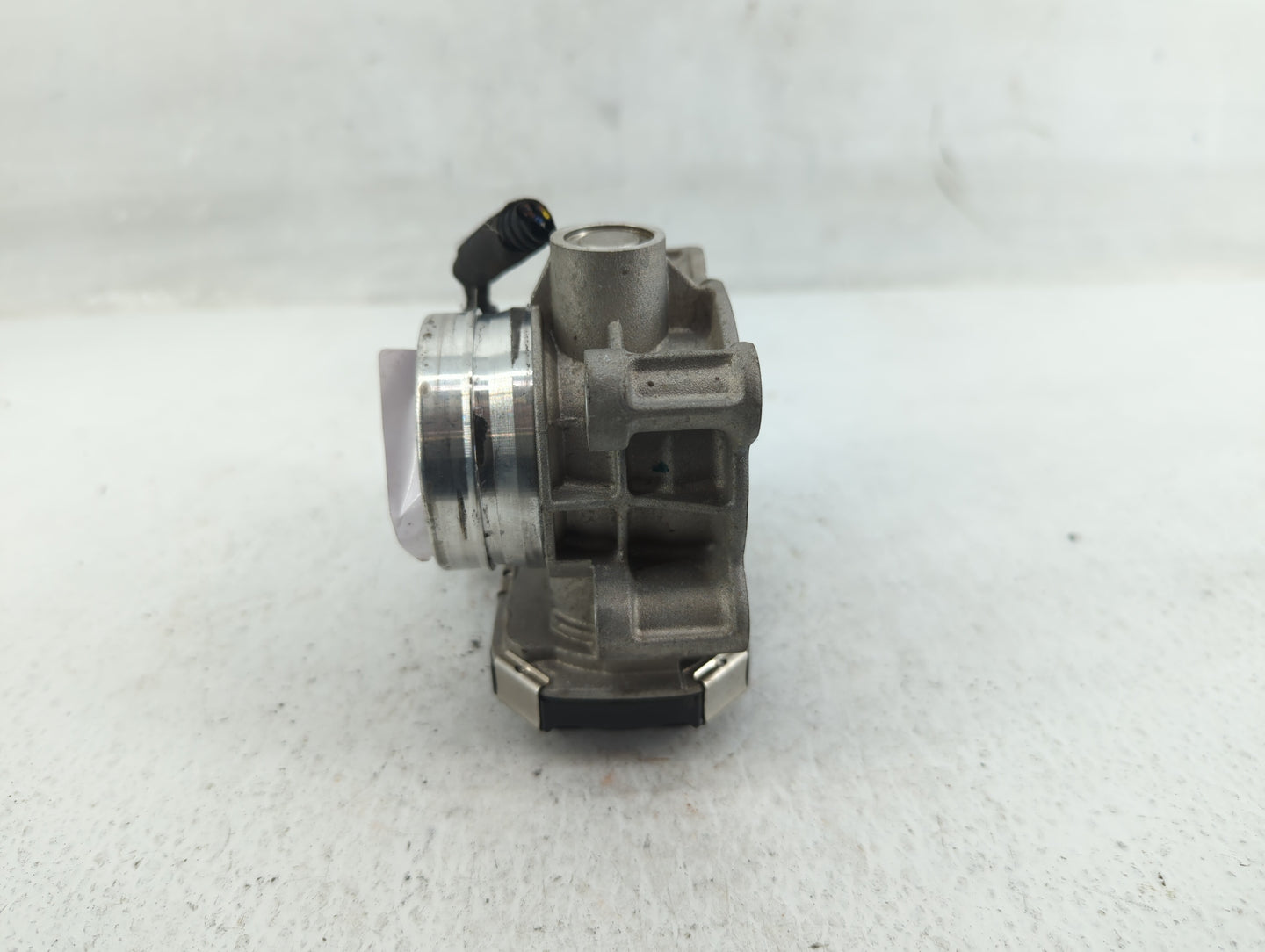 2018-2022 Chevrolet Equinox Throttle Body P/N:12671379AA Fits Fits 2016 2017 2018 2019 2020 2021 2022 OEM Used Auto Parts - 