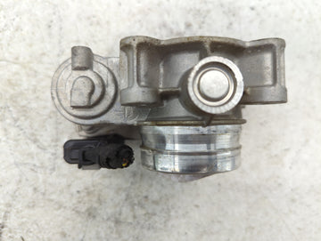 2018-2022 Chevrolet Equinox Throttle Body P/N:12671379AA Fits Fits 2016 2017 2018 2019 2020 2021 2022 OEM Used Auto Parts