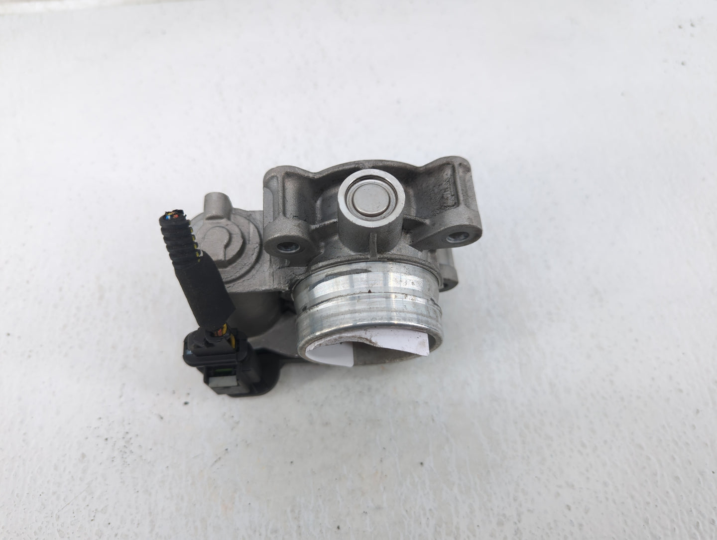 2018-2022 Chevrolet Equinox Throttle Body P/N:12671379AA Fits Fits 2016 2017 2018 2019 2020 2021 2022 OEM Used Auto Parts - 