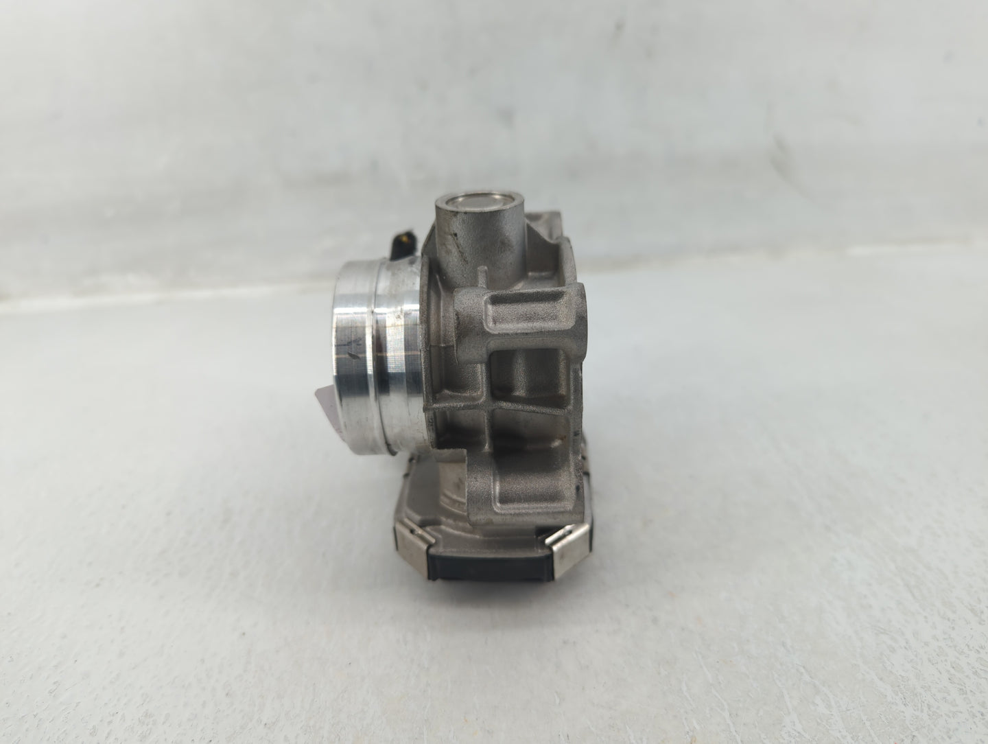 2018-2022 Chevrolet Equinox Throttle Body P/N:12659491BA 12671379AA Fits Fits 2016 2017 2018 2019 2020 2021 2022 OEM Used Au