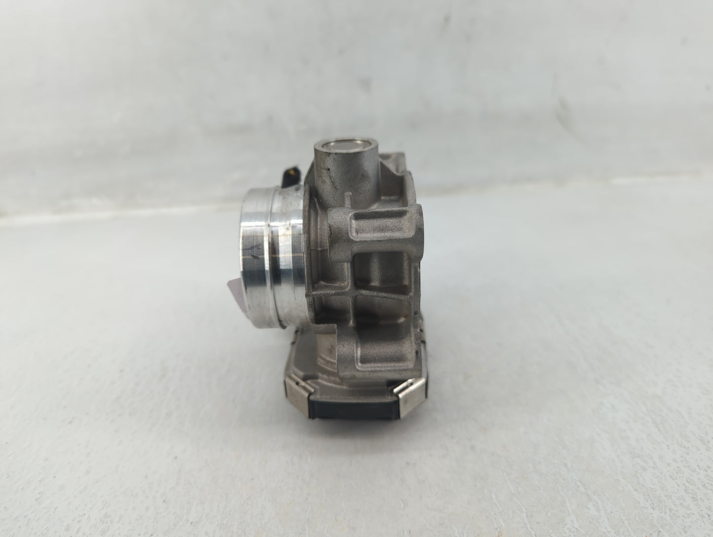2018-2022 Chevrolet Equinox Throttle Body P/N:12659491BA 12671379AA Fits Fits 2016 2017 2018 2019 2020 2021 2022 OEM Used Au