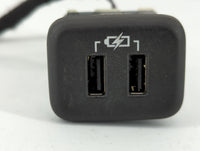 2019 Chevrolet Equinox CONSOLE BACK DUAL USB CHARGER PORT - Oemusedautoparts1.com
