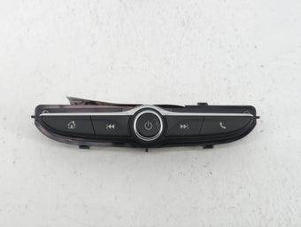 compare product 2019-2022 Chevrolet Equinox Radio AM FM Cd Player Receiver Replacement P/N:84491778 Fits Fits 2018 2019 2020 2021 2022 OEM Used Auto Parts