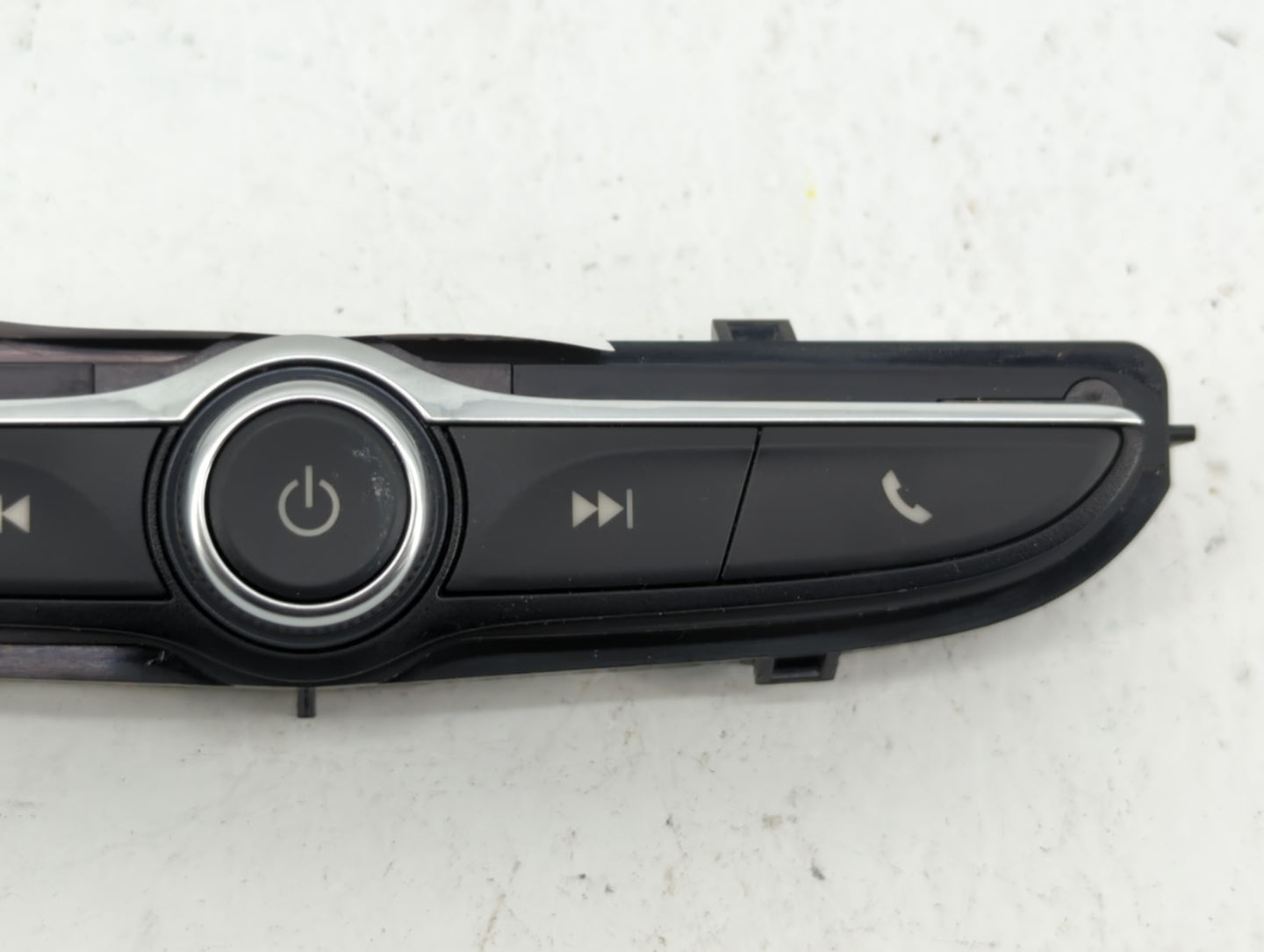 2019-2022 Chevrolet Equinox Radio AM FM Cd Player Receiver Replacement P/N:84491778 Fits Fits 2018 2019 2020 2021 2022 OEM U