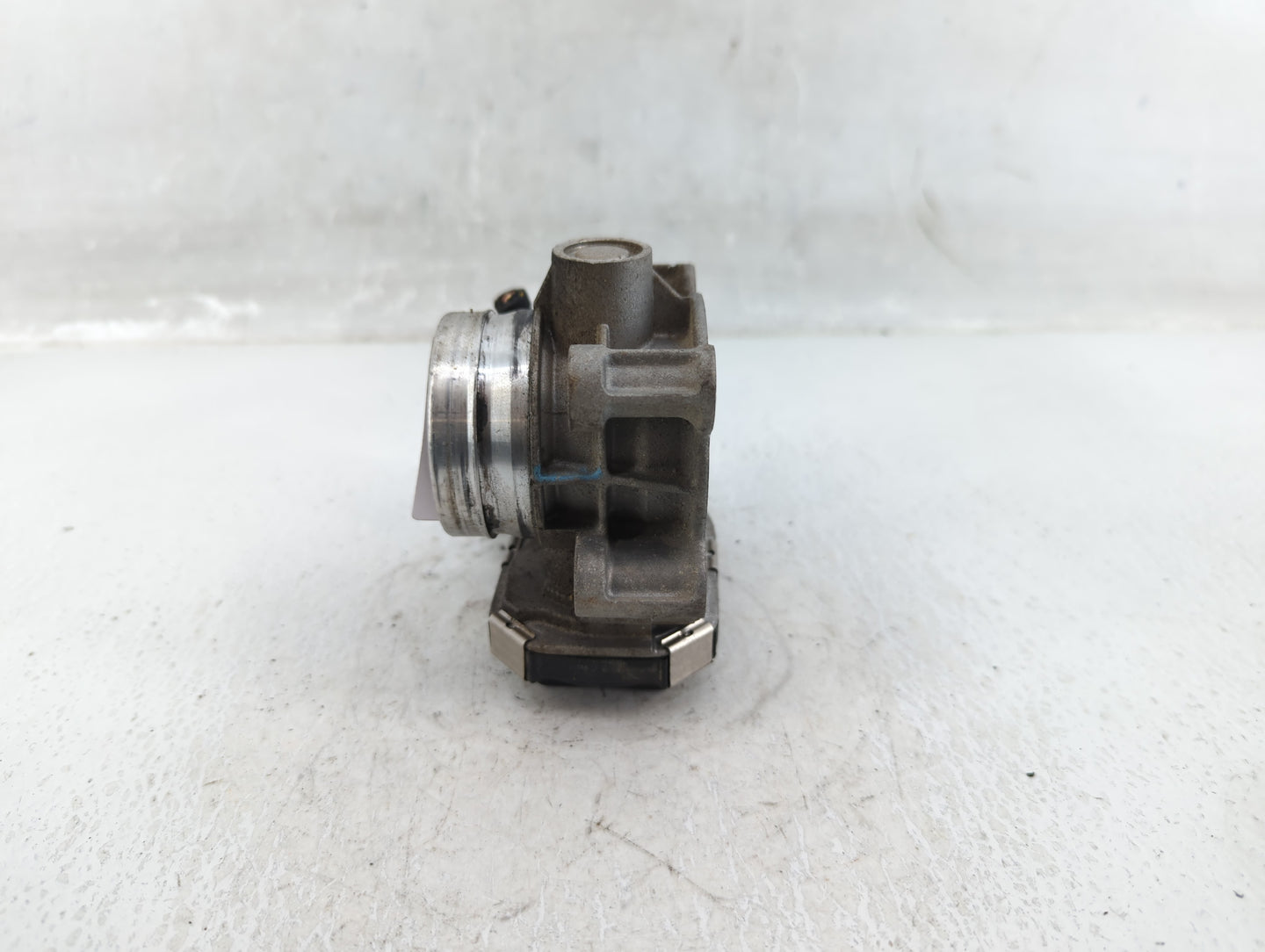 2018-2022 Chevrolet Equinox Throttle Body P/N:12671379AA Fits Fits 2016 2017 2018 2019 2020 2021 2022 OEM Used Auto Parts - 