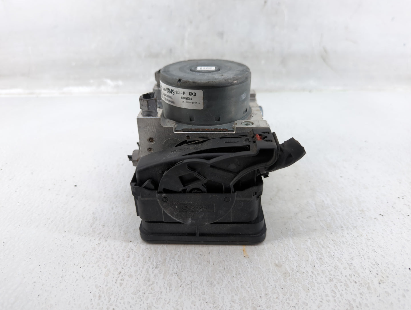 2018-2019 Chevrolet Equinox ABS Pump Control Module Replacement P/N:84646849 Fits Fits 2018 2019 2020 2021 OEM Used Auto Par