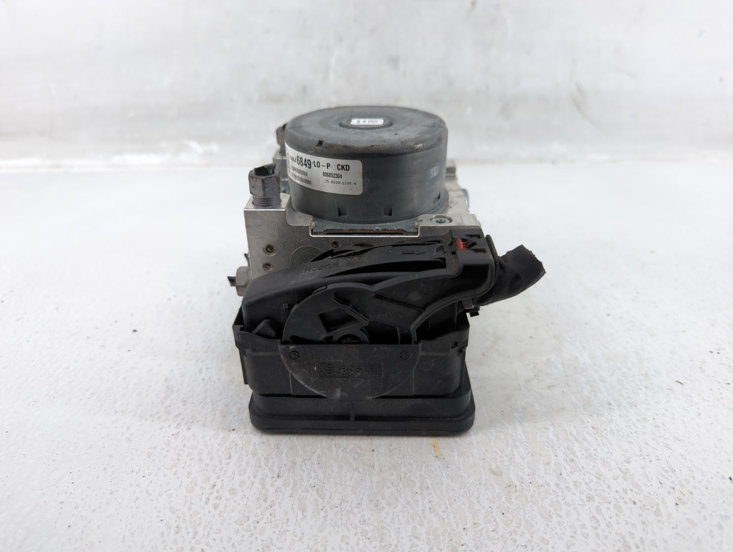 2018-2019 Chevrolet Equinox ABS Pump Control Module Replacement P/N:84646849 Fits Fits 2018 2019 2020 2021 OEM Used Auto Par