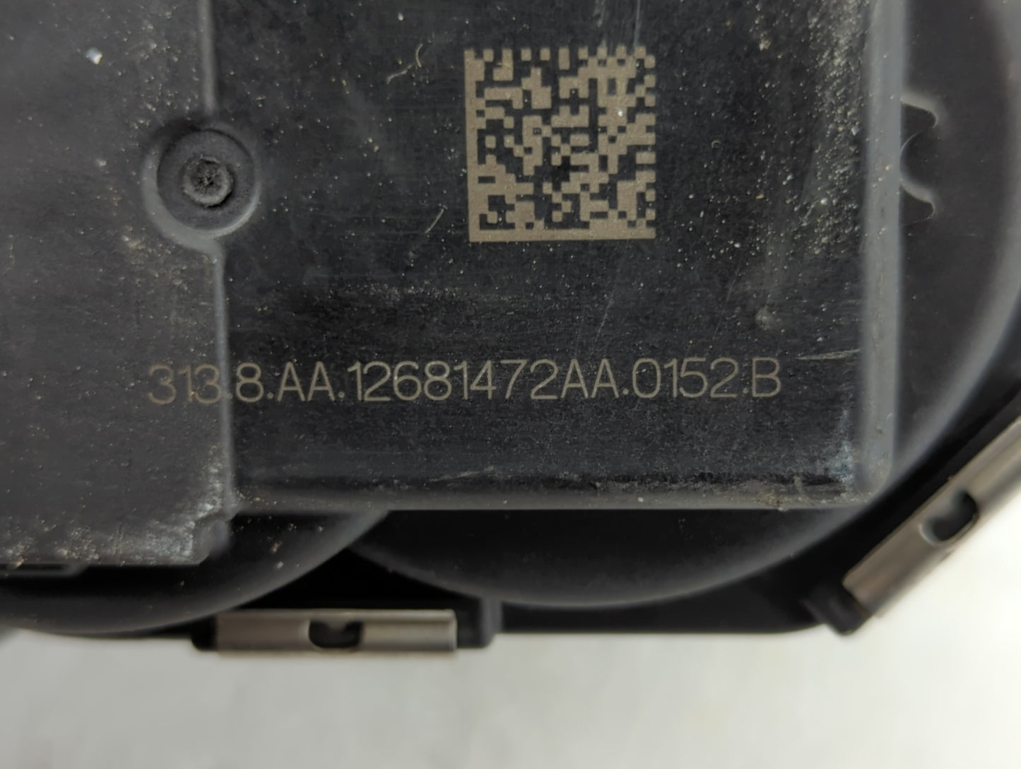2018-2020 Chevrolet Equinox Throttle Body P/N:12681472AA Fits Fits 2013 2014 2015 2016 2017 2018 2019 2020 2021 OEM Used Aut
