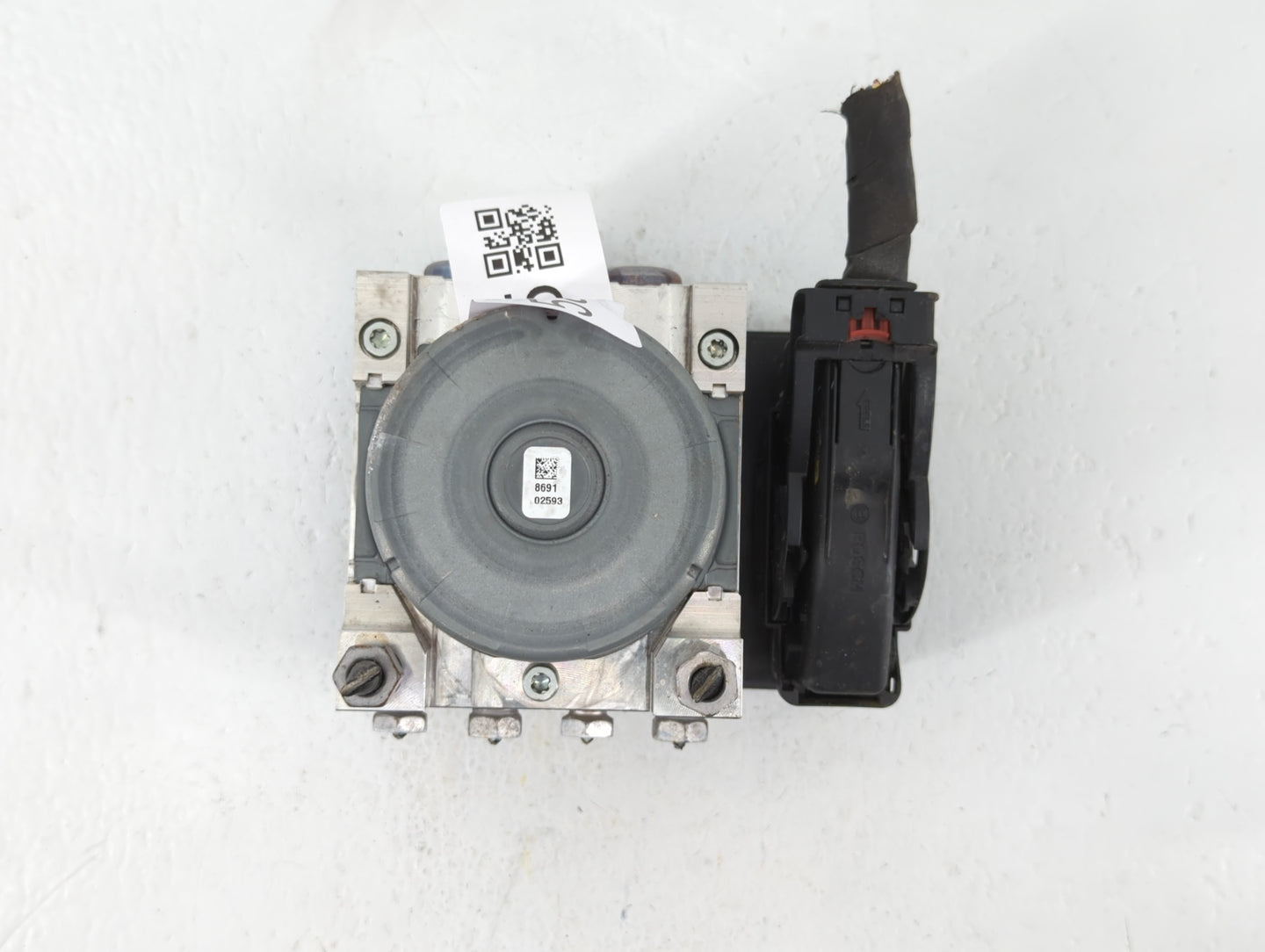 2018-2019 Chevrolet Equinox ABS Pump Control Module Replacement P/N:84646849 Fits Fits 2018 2019 2020 2021 OEM Used Auto Par