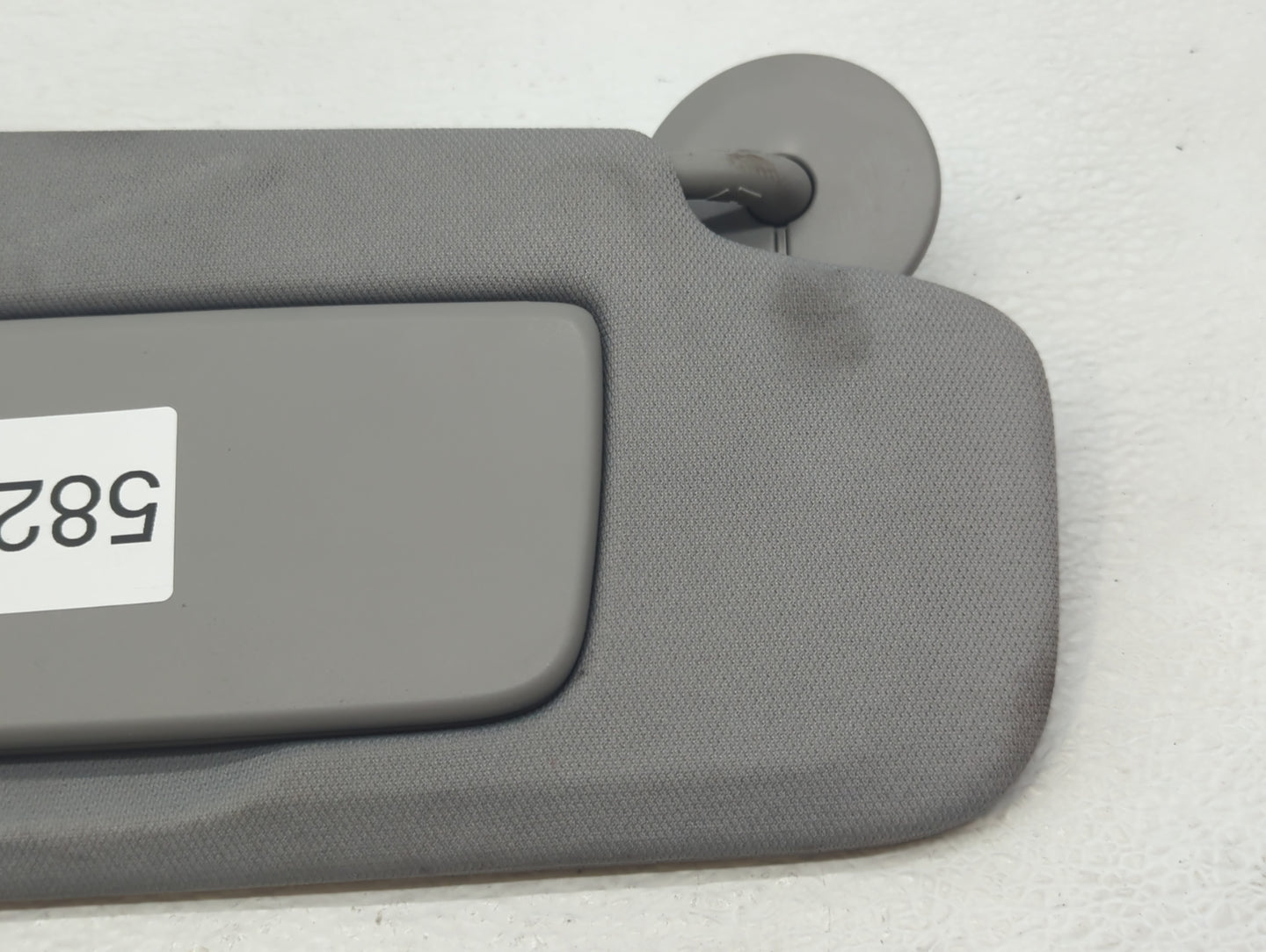 2018-2019 Chevrolet Equinox Sun Visor Shade Replacement Passenger Right Mirror Fits Fits 2018 2019 OEM Used Auto Parts - Oem