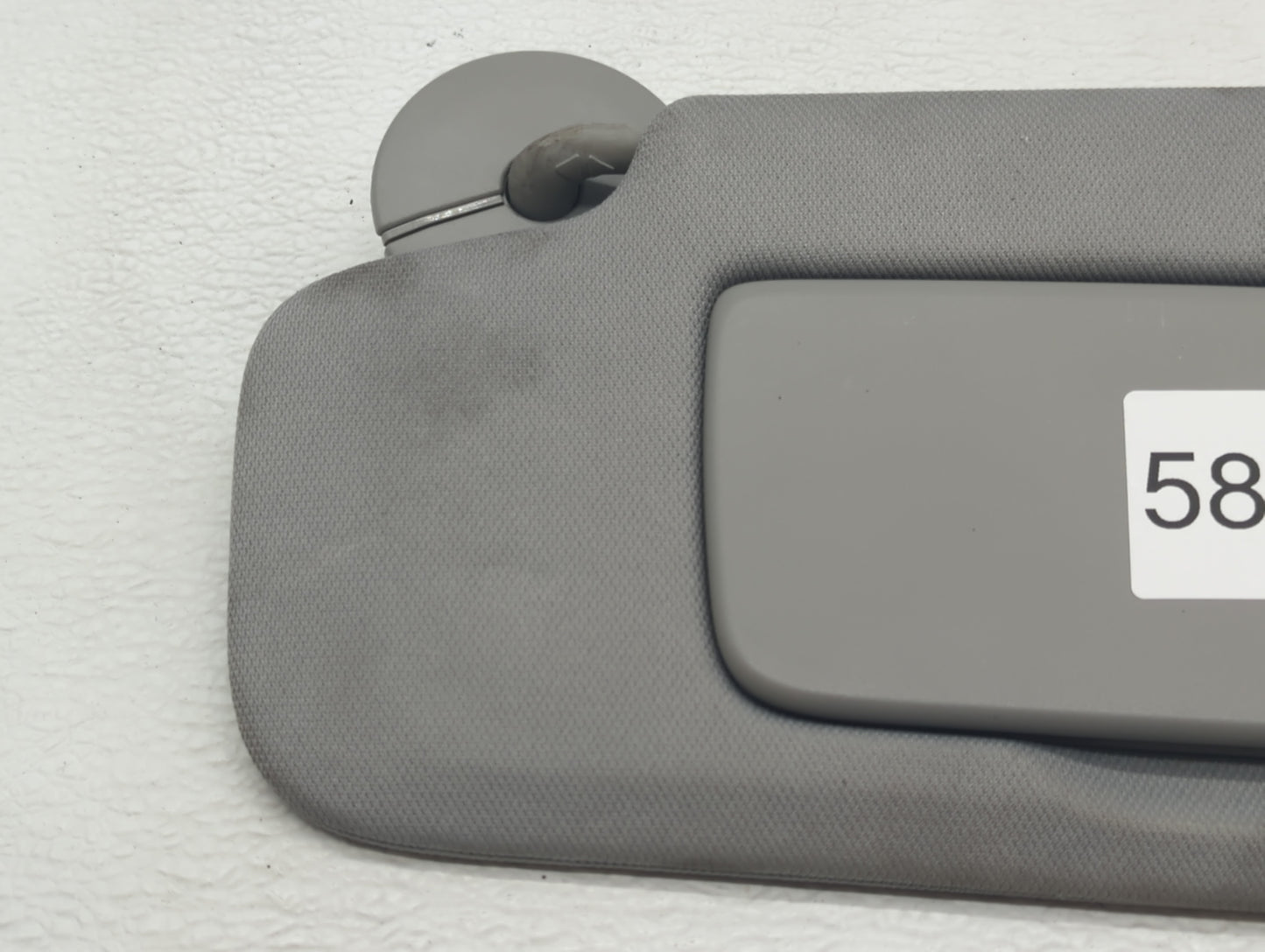 2018-2019 Chevrolet Equinox Sun Visor Shade Replacement Driver Left Mirror Fits Fits 2018 2019 OEM Used Auto Parts - Oemused