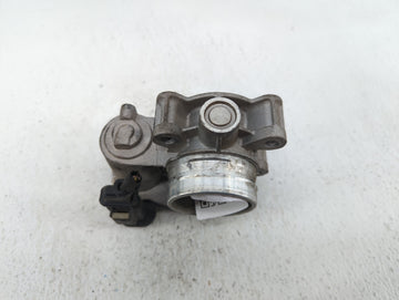 2018-2022 Chevrolet Equinox Throttle Body P/N:12671379 Fits Fits 2016 2017 2018 2019 2020 2021 2022 OEM Used Auto Parts