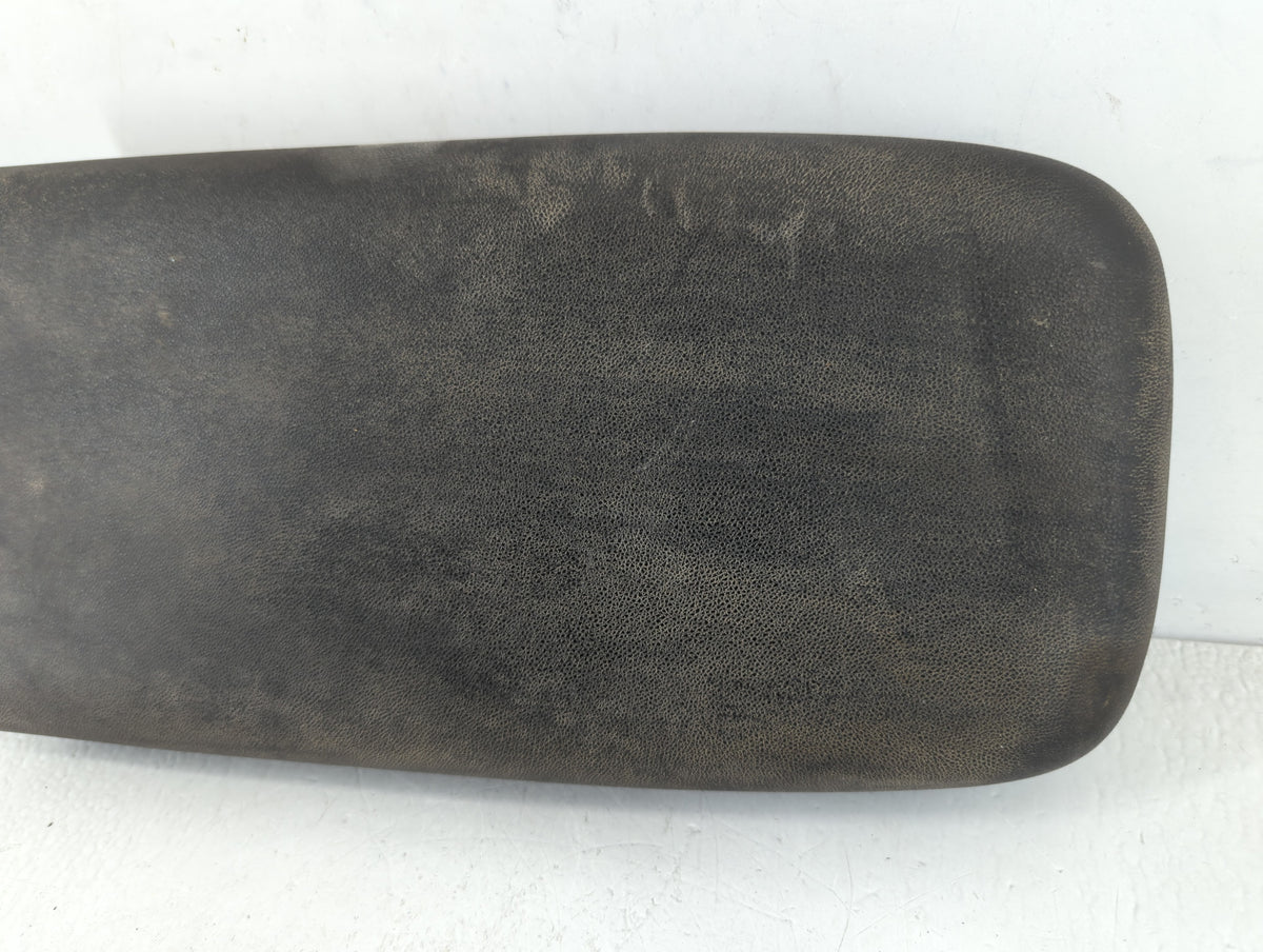 2018-2022 Chevrolet Equinox Center Console Armrest Cover Lid Black 589170 - Oemusedautoparts1.com