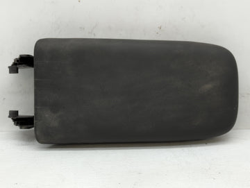 2018-2022 Chevrolet Equinox Center Console Armrest Cover Lid Black - Oemusedautoparts1.com