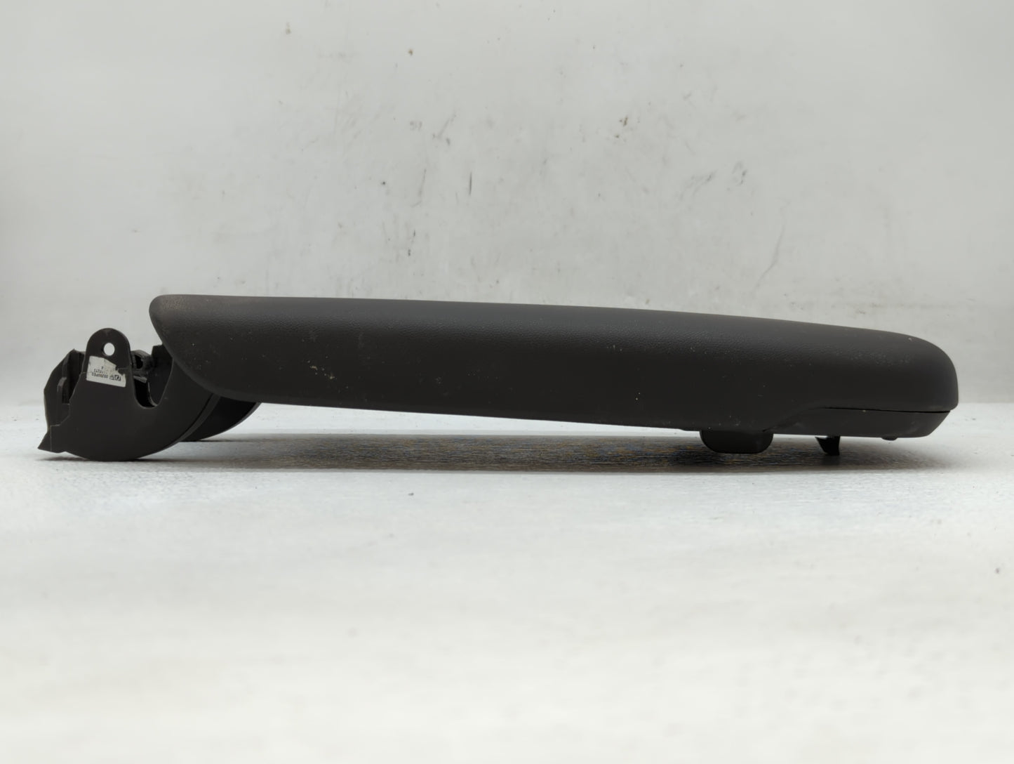 2018-2022 Chevrolet Equinox Center Console Armrest Cover Lid Black - Oemusedautoparts1.com