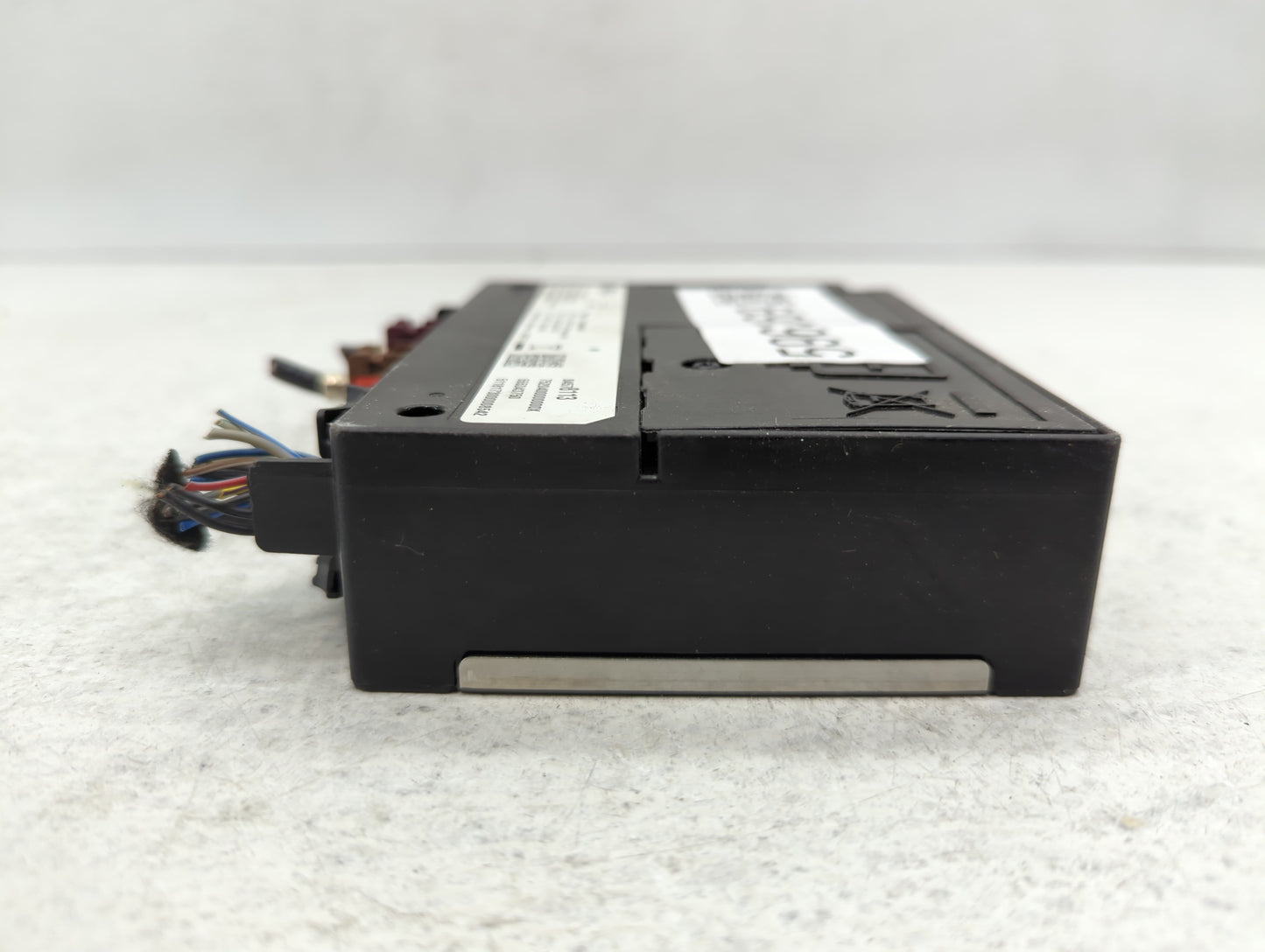 2019 Chevrolet Equinox OnStar Interface Communication Control Module OEM - Oemusedautoparts1.com