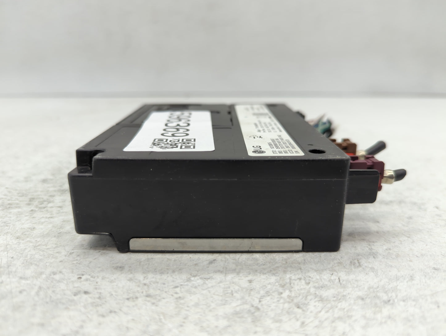 2019 Chevrolet Equinox OnStar Interface Communication Control Module OEM - Oemusedautoparts1.com