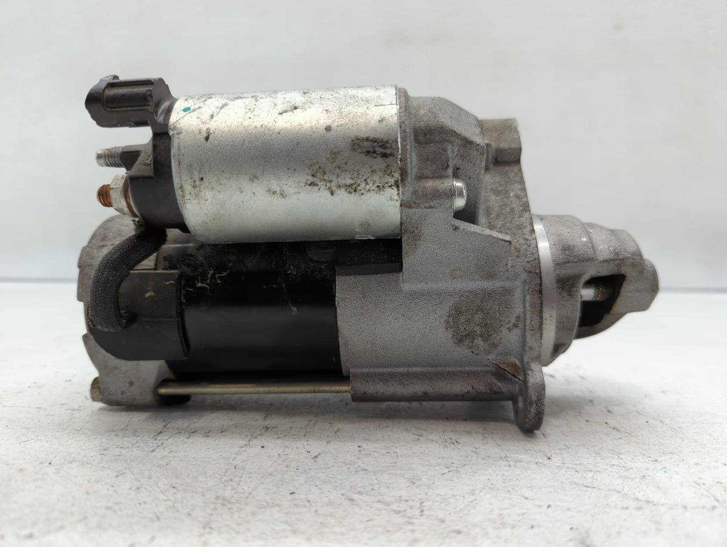 2018-2022 Chevrolet Equinox Car Starter Motor Solenoid OEM P/N:12680615 Fits Fits 2017 2018 2019 2020 2021 2022 OEM Used Aut