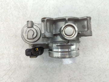 2018-2022 Chevrolet Equinox Throttle Body P/N:12671379AA Fits Fits 2016 2017 2018 2019 2020 2021 2022 OEM Used Auto Parts