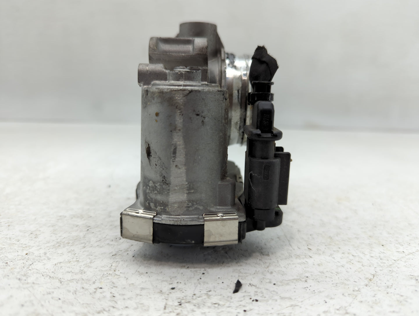 2018-2022 Chevrolet Equinox Throttle Body P/N:79AA 33352B 12671379AA Fits Fits 2016 2017 2018 2019 2020 2021 2022 OEM Used A