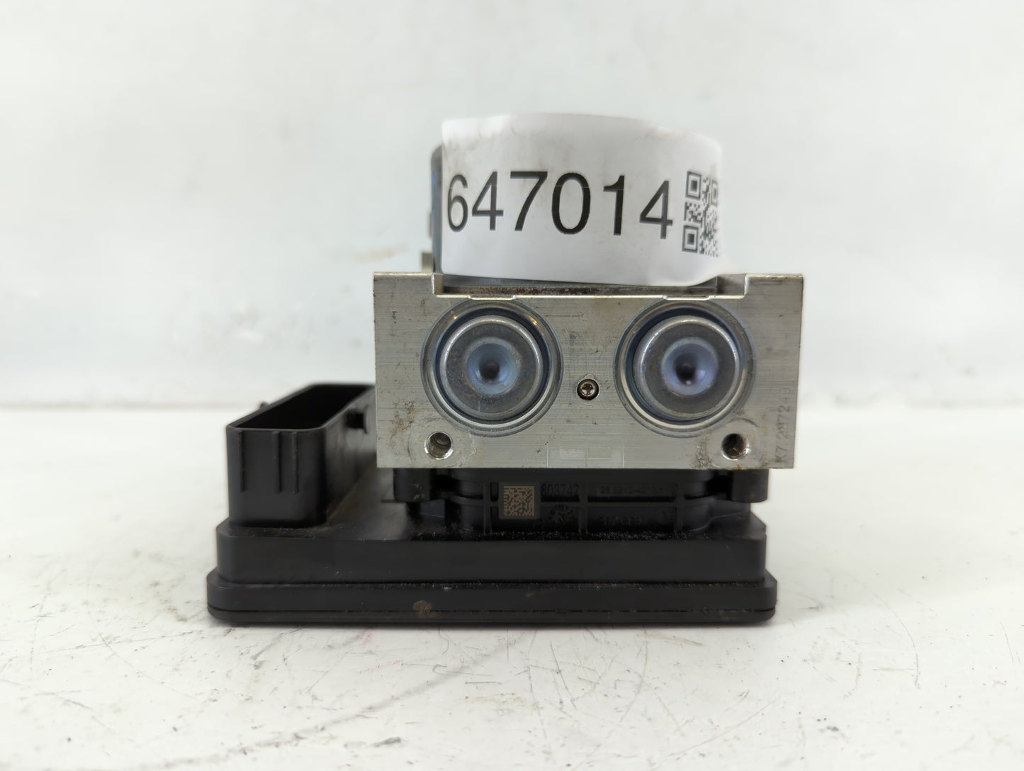 2018-2019 Chevrolet Equinox ABS Pump Control Module Replacement P/N:84560131 Fits Fits 2018 2019 2020 2021 OEM Used Auto Par