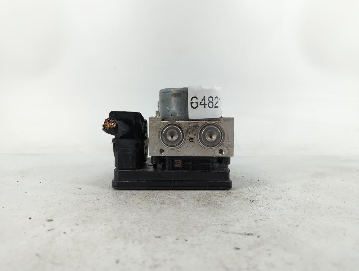 2018-2019 Chevrolet Equinox Anti-Lock Brake ABS Pump Module Actuator OEM P/N:84646849 Fits Fits 2018 2019 2020 2021 OEM Used