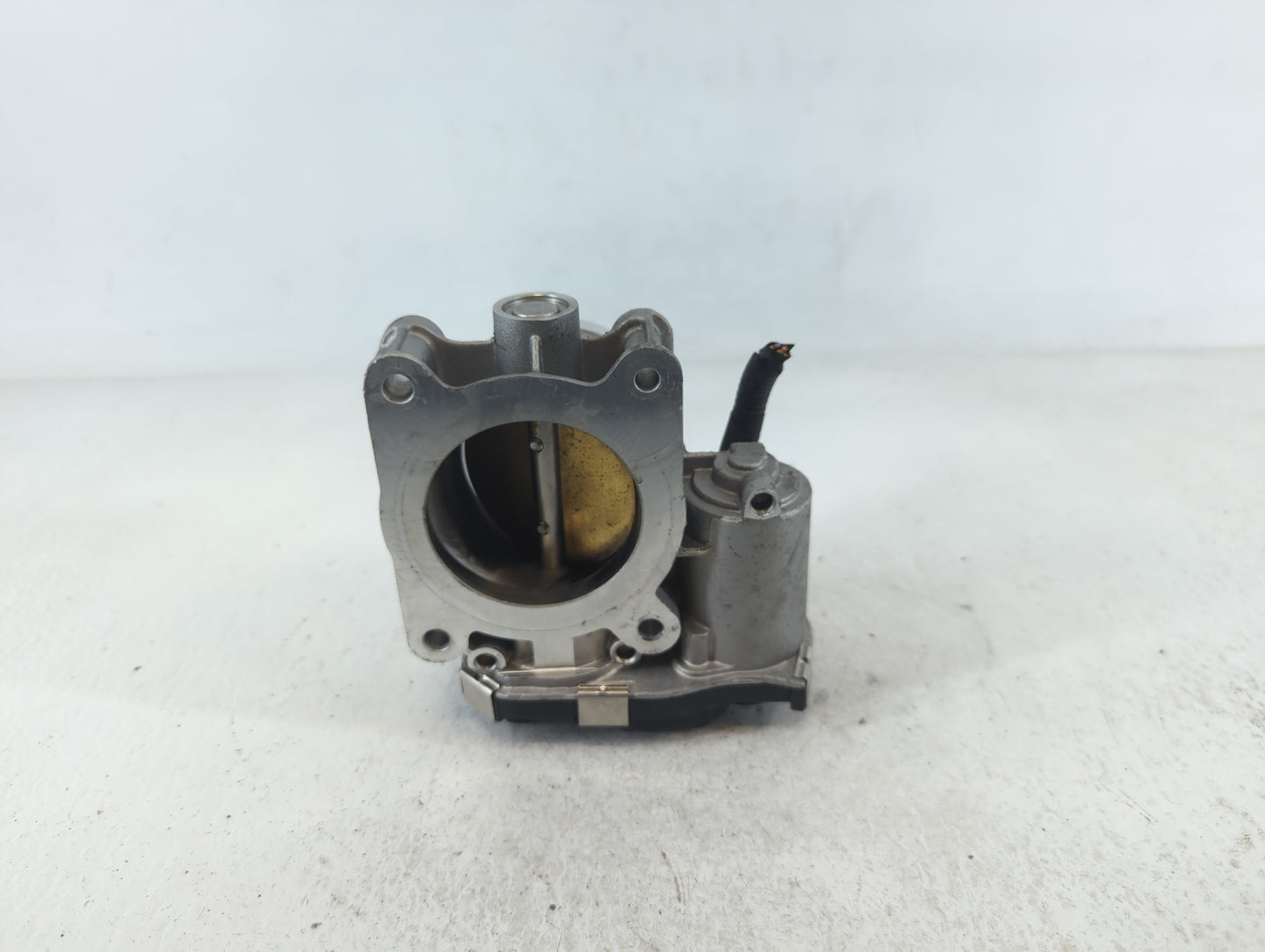 2018-2020 Chevrolet Equinox Throttle Body P/N:12681472AA Fits Fits 2013 2014 2015 2016 2017 2018 2019 2020 2021 OEM Used Aut