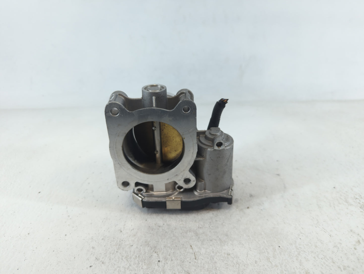 2018-2020 Chevrolet Equinox Throttle Body P/N:12681472AA Fits Fits 2013 2014 2015 2016 2017 2018 2019 2020 2021 OEM Used Aut
