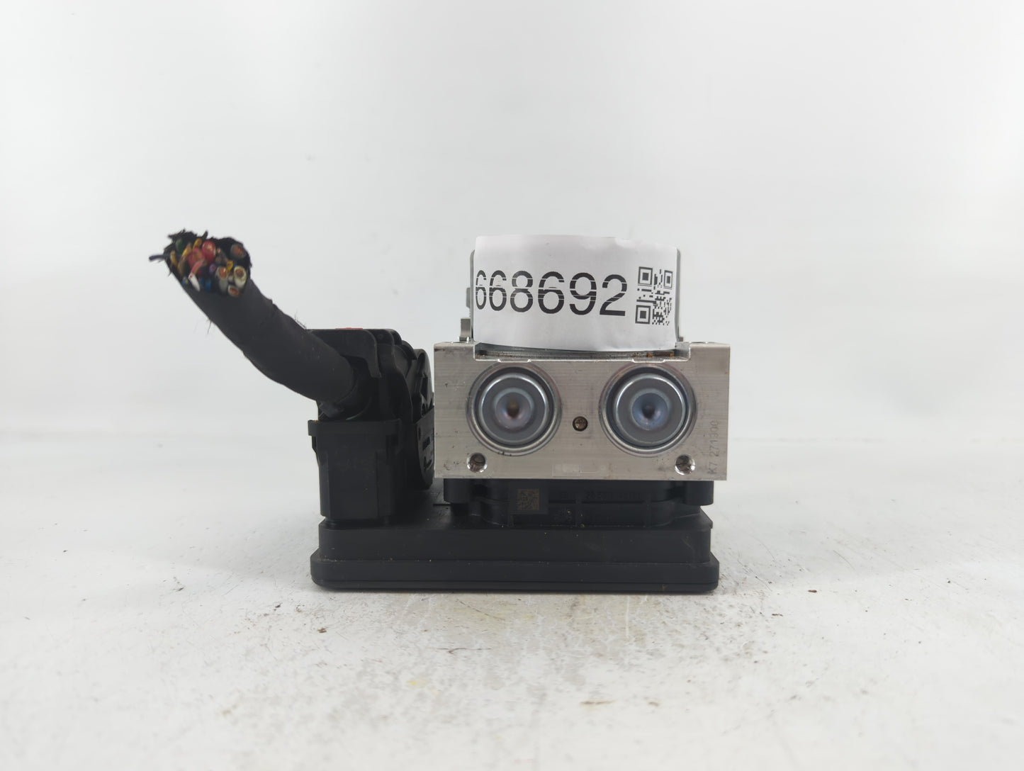 2018-2019 Chevrolet Equinox ABS Pump Control Module Replacement P/N:84560135 Fits Fits 2018 2019 2020 2021 OEM Used Auto Par