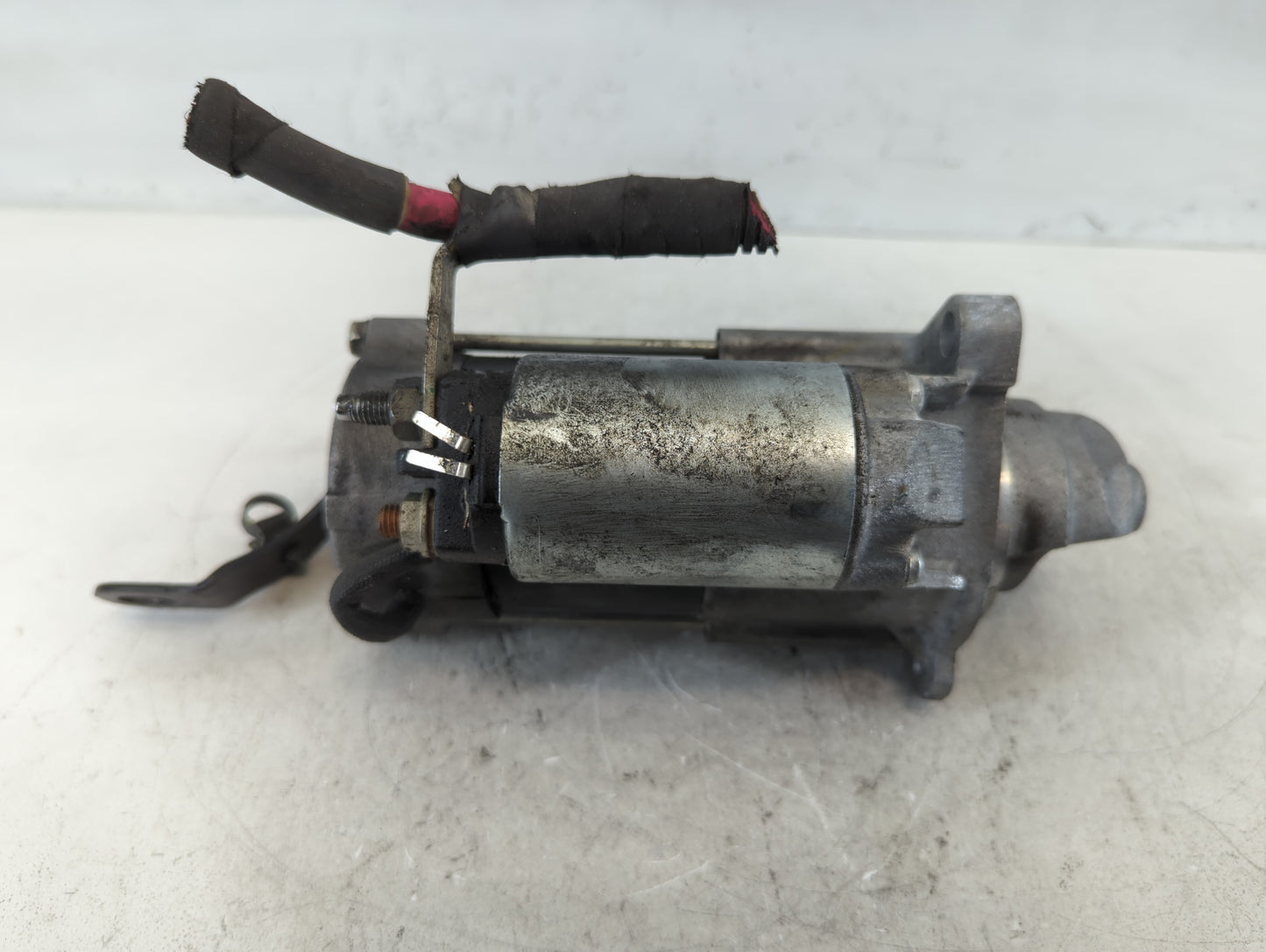 2018-2022 Chevrolet Equinox Car Starter Motor Solenoid OEM P/N:12680615 Fits Fits 2017 2018 2019 2020 2021 2022 OEM Used Aut