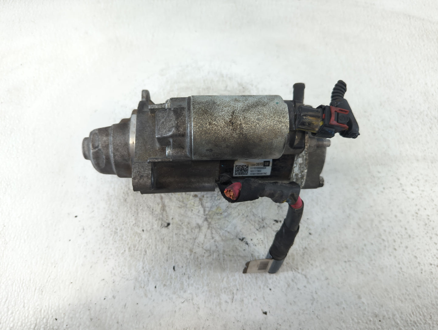 2018-2022 Chevrolet Equinox Car Starter Motor Solenoid OEM P/N:12680615 Fits Fits 2017 2018 2019 2020 2021 2022 OEM Used Aut