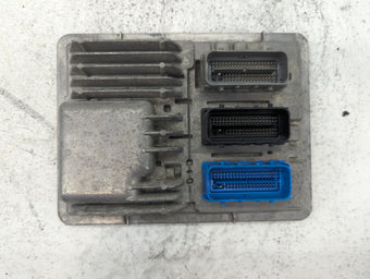 compare product 2018-2020 Chevrolet Equinox PCM Engine Control Computer ECU ECM PCU OEM P/N:12699896 Fits Fits 2017 2018 2019 2020 2021 2022 OEM Used Auto Parts
