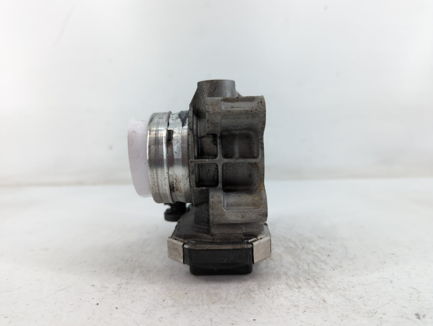 2018-2022 Chevrolet Equinox Throttle Body P/N:12671579AA Fits Fits 2016 2017 2018 2019 2020 2021 2022 OEM Used Auto Parts - 