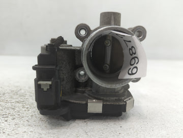 2018-2022 Chevrolet Equinox Throttle Body P/N:12671379AA Fits Fits 2016 2017 2018 2019 2020 2021 2022 OEM Used Auto Parts - 