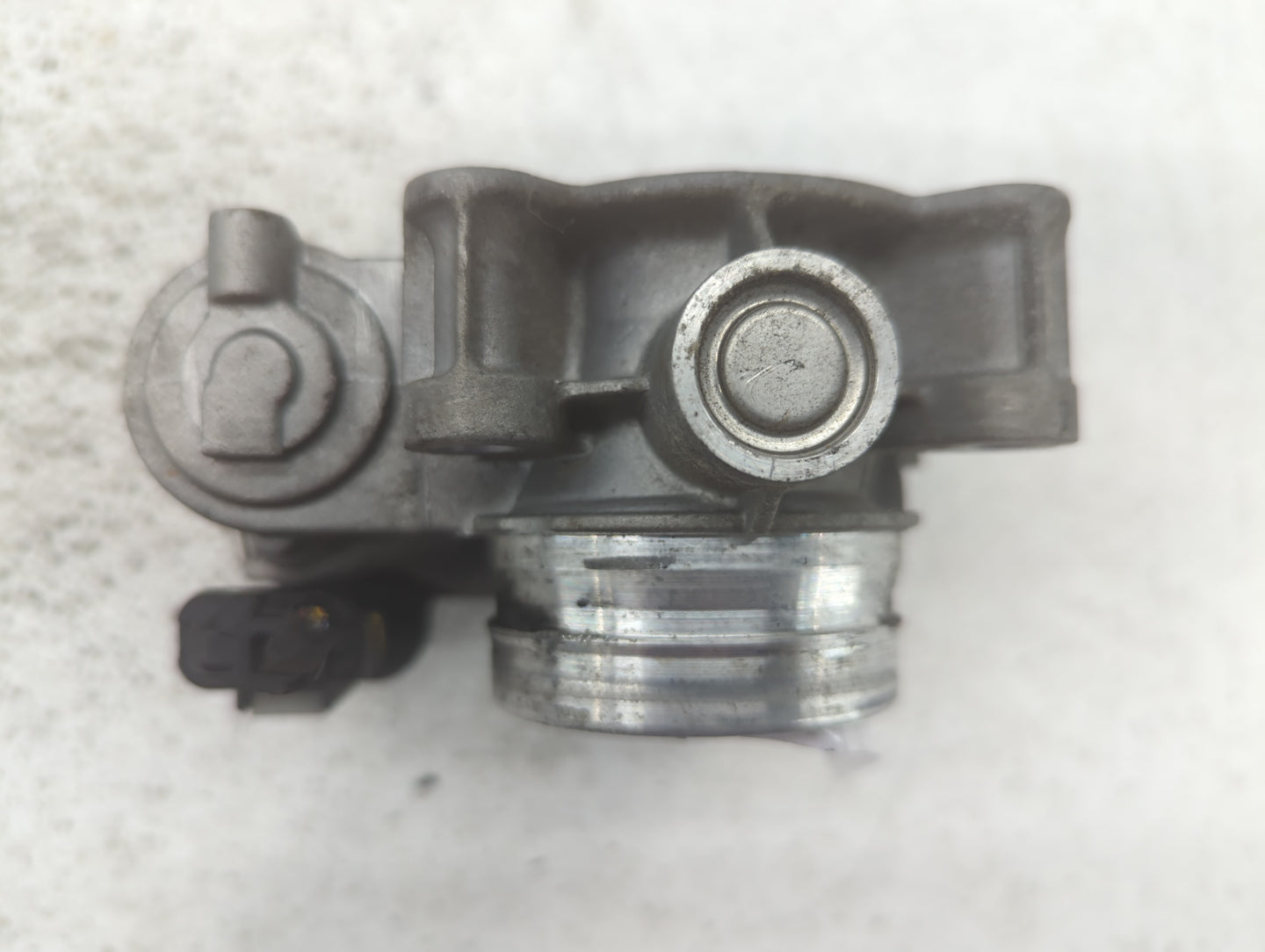 2018-2022 Chevrolet Equinox Throttle Body P/N:12671379AA Fits Fits 2016 2017 2018 2019 2020 2021 2022 OEM Used Auto Parts - 