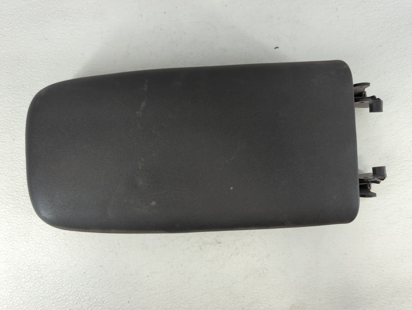 2018-2022 Chevrolet Equinox Center Console Armrest Cover Lid Fits Fits 2018 2019 2020 2021 2022 OEM Used Auto Parts - Oemuse