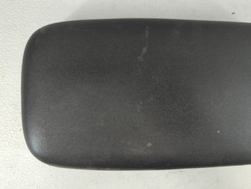 2018-2022 Chevrolet Equinox Center Console Armrest Cover Lid Fits Fits 2018 2019 2020 2021 2022 OEM Used Auto Parts